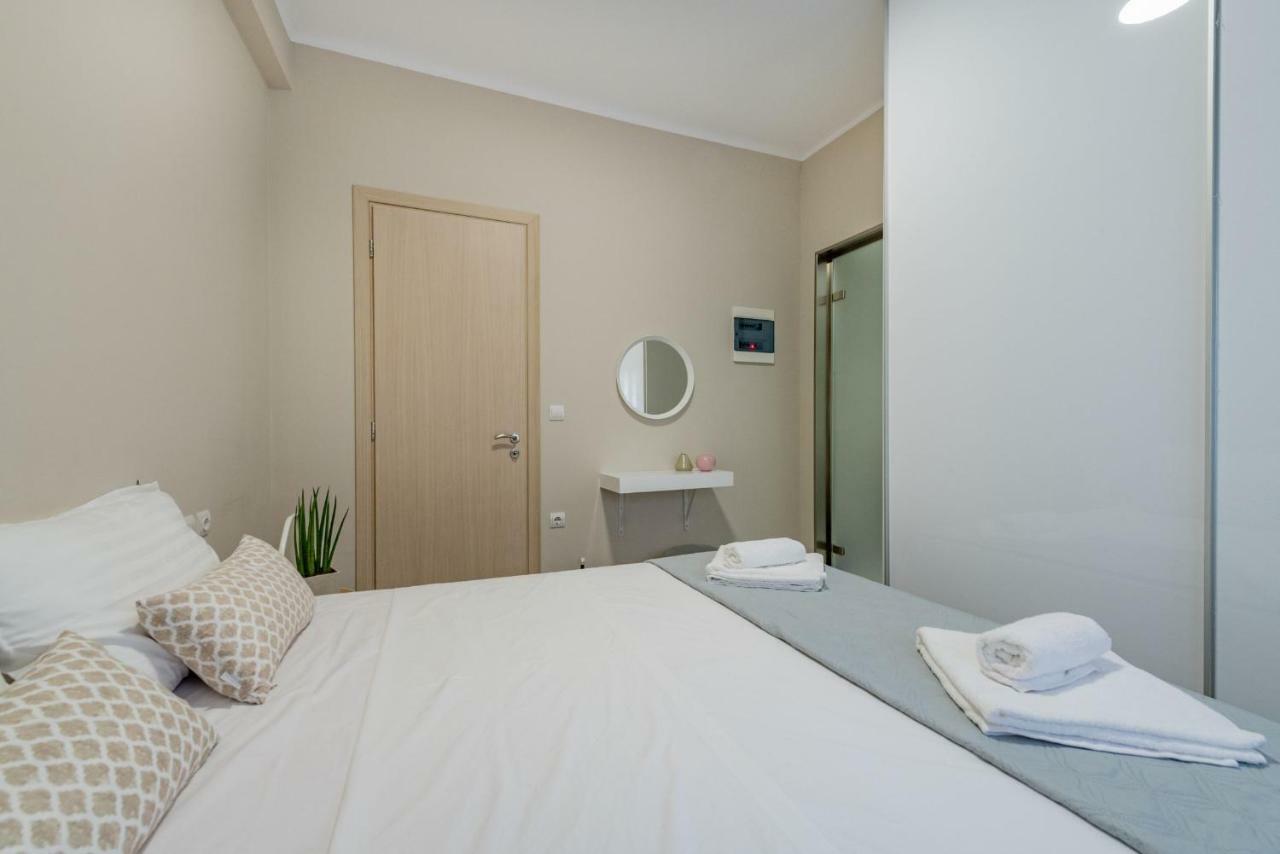 Stylish & Bright Apartment In The City Centre Zakynthos Exterior photo