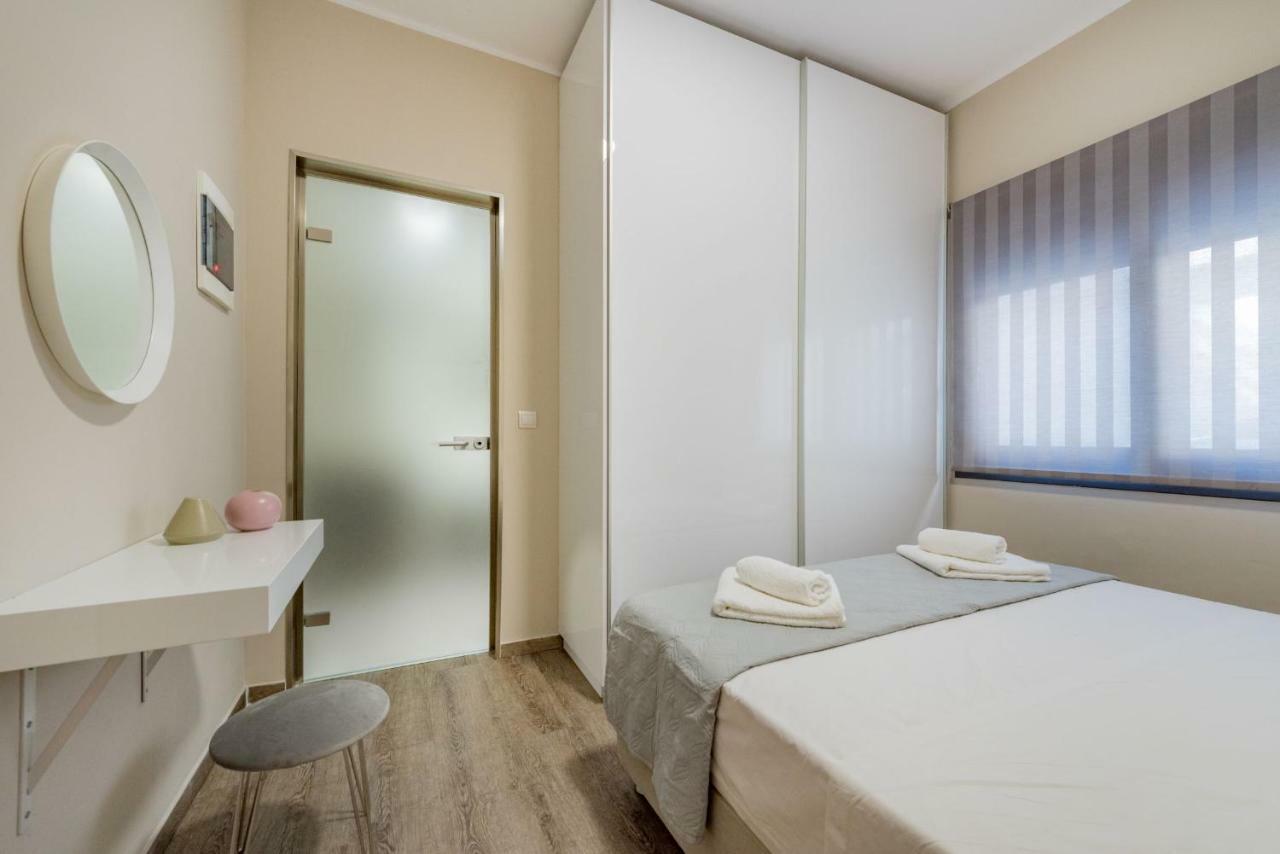Stylish & Bright Apartment In The City Centre Zakynthos Exterior photo